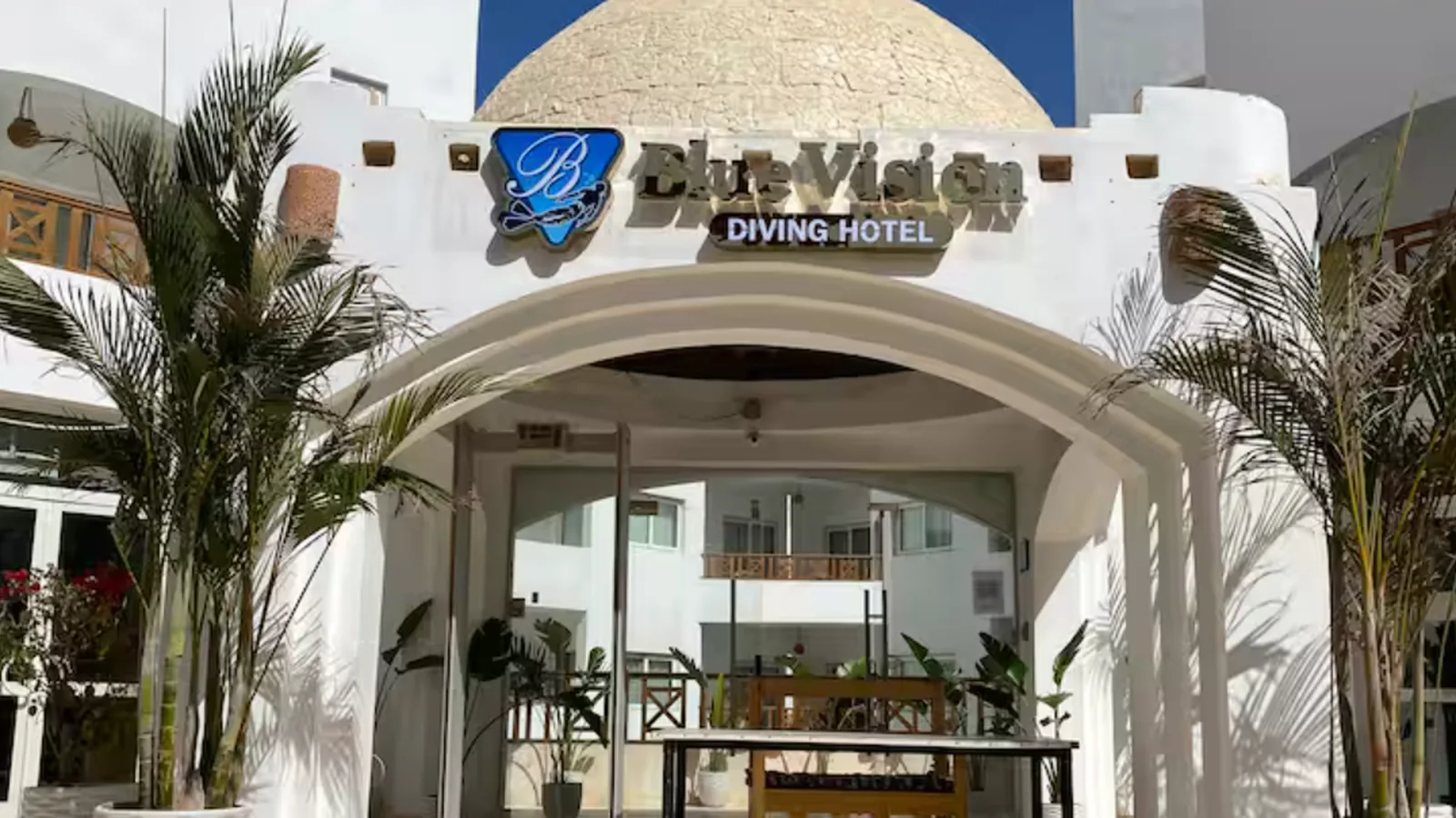 Marsa Alam Airport transfer to Blue Vision Diving Hotel
